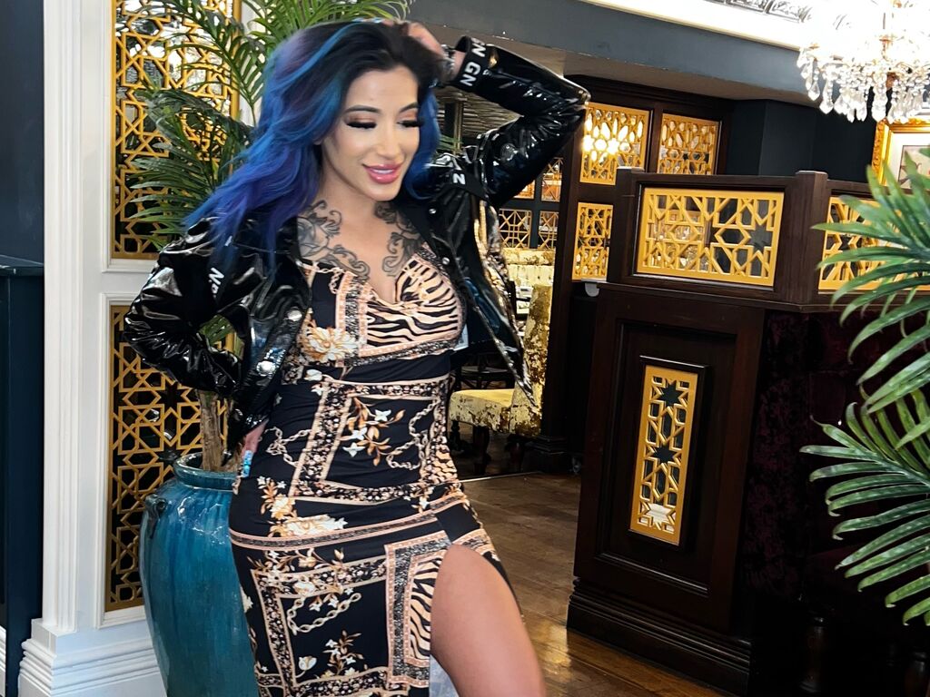Alicia Sweets Picture